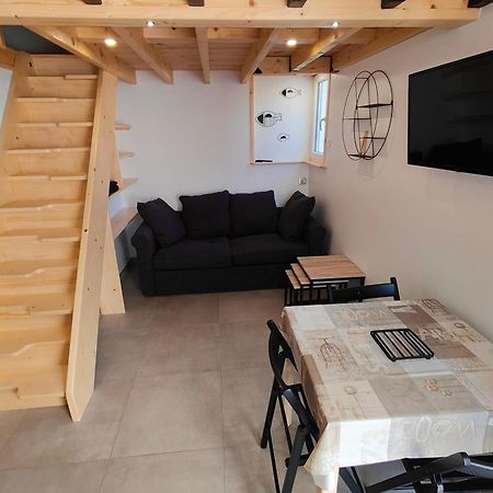 Maison Renovee Et Climatisee Avec Wifi A 600M De La Plage Виас Экстерьер фото