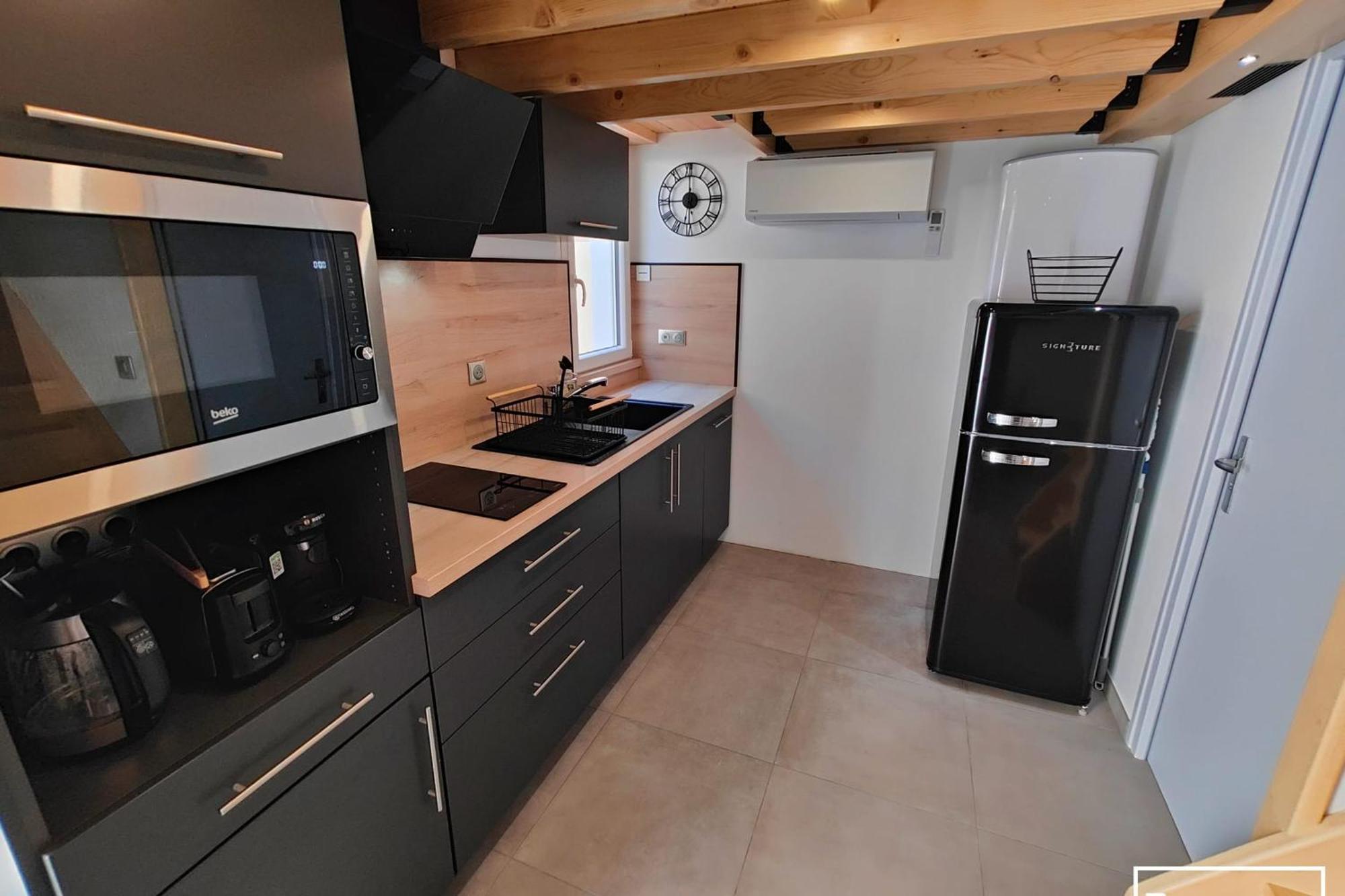Maison Renovee Et Climatisee Avec Wifi A 600M De La Plage Виас Экстерьер фото